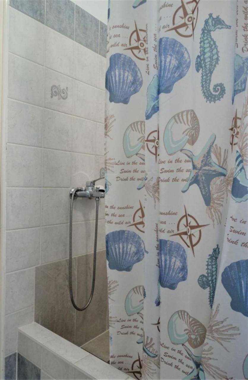Roni Apartment ซริกเวนิซา ภายนอก รูปภาพ