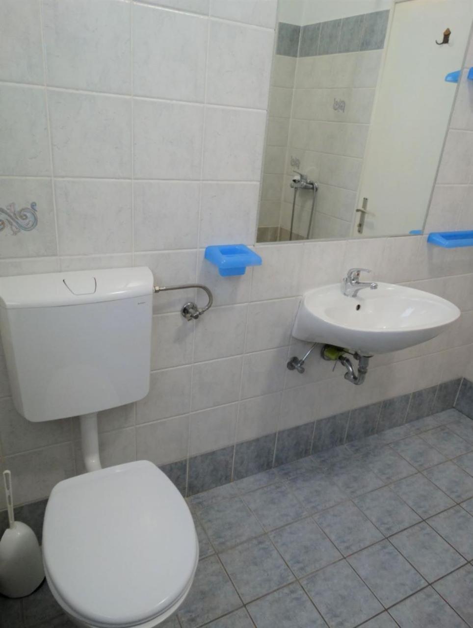 Roni Apartment ซริกเวนิซา ภายนอก รูปภาพ